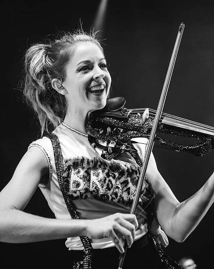 Lindsey Stirling | Petr Klapper - Fotograf interiérů a architektury, společenských akcí, koncertů, svateb a lifestyle