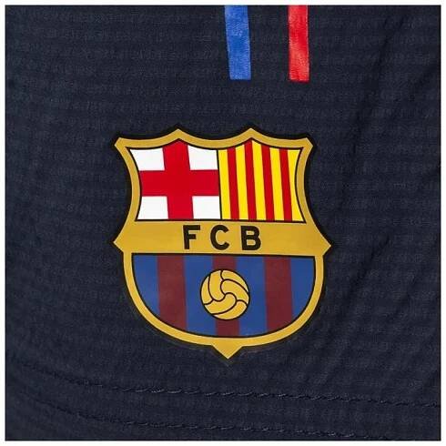 Plavky s legendami Barçy