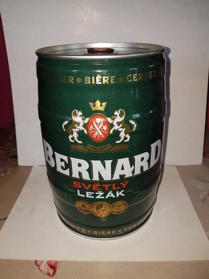 Sud pro sběratele od piva značky Bernard Premium - Lager - Nápojový průmysl