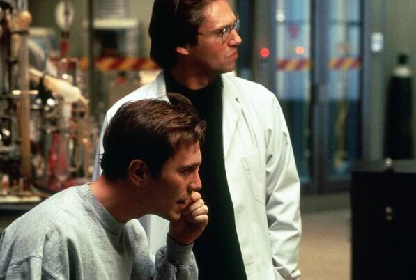 Krajní meze - Nový druh - Z filmu - Peter Outerbridge, Richard Thomas