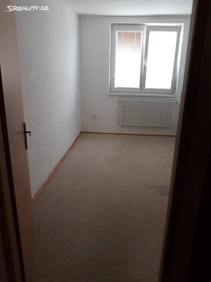 Pronájem Byt 3+1, Nádražní, Pacov