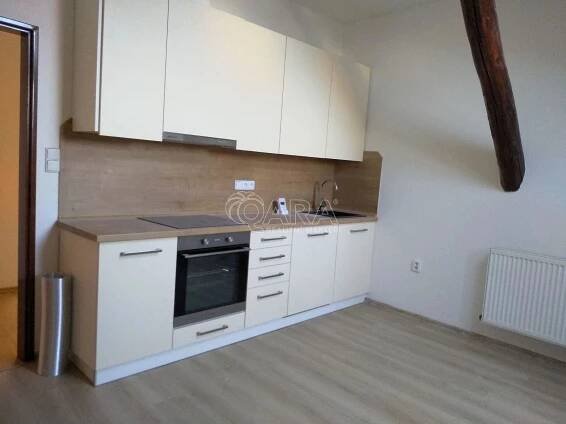 Pronájem Byt 3+kk, nám. Jana Žižky z Trocnova, Čáslav - Čáslav-Staré Město, okres Kutná Hora