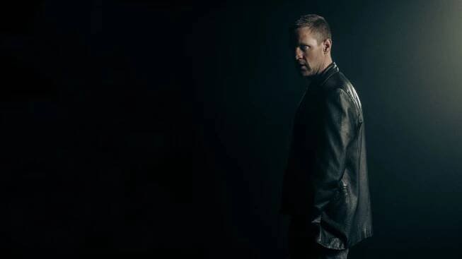 Tobias Santelmann, Joel Kinnaman in Netflix's Detective Hole Series