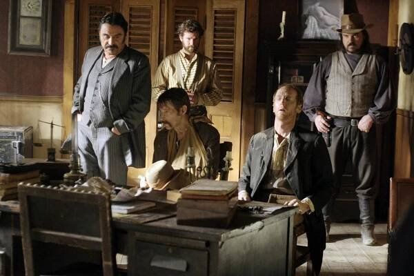 Deadwood - Pan Wu - Z filmu - Ian McShane, Sean Bridgers, Larry Cedar, W. Earl Brown