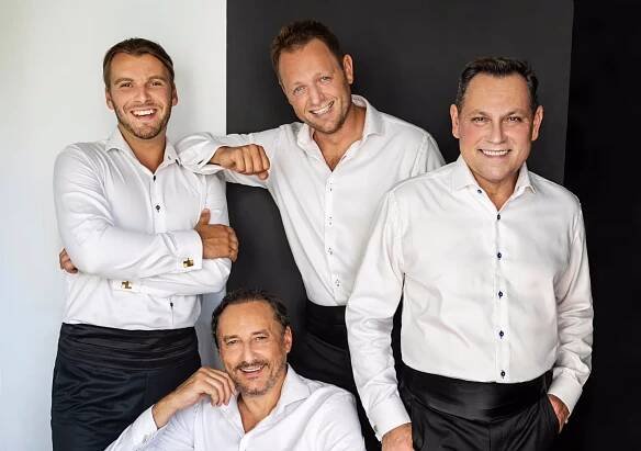 4 Tenoři a Unique Quartet