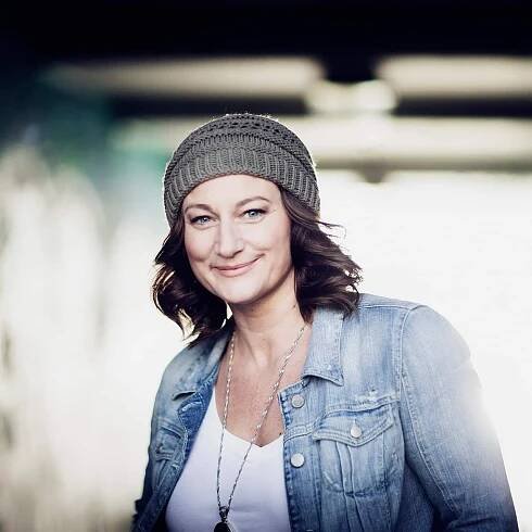 Kelly-Ann Evans