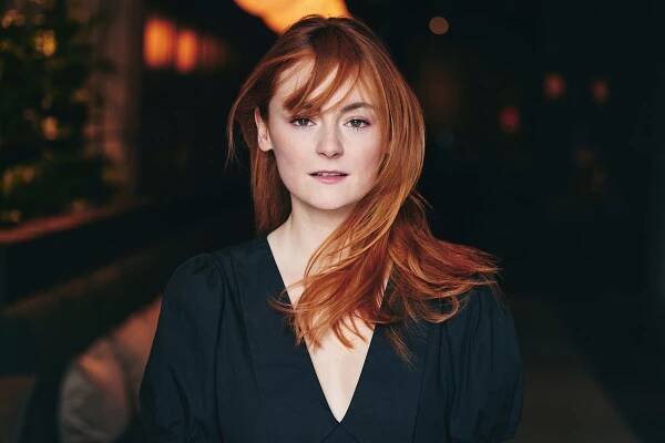 Lea van Aacken - NILS SCHWARZ PHOTOGRAPHY