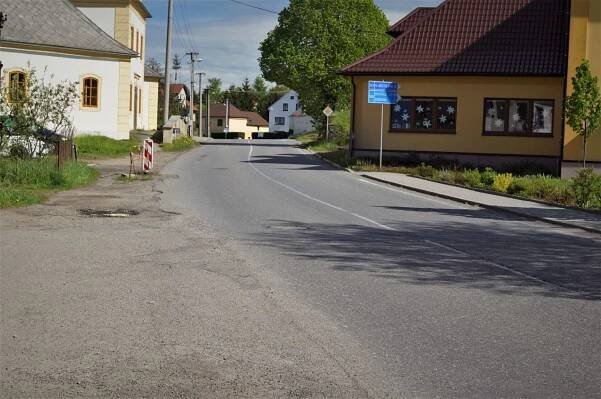 Příští týden by měly začít opravy na silnici I/37. Jak se práce dotknou řidičů?