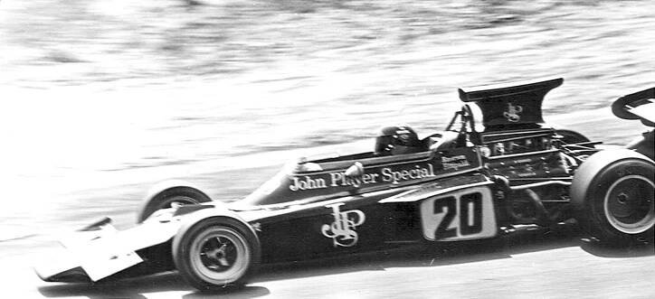 Nadčasový Lotus 72 proslavil Fittipaldi. Byl to nejlepší vůz v historii F1