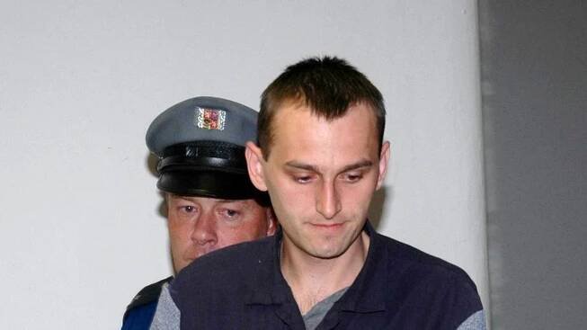 Ukradli miliardáři Bakalovi luxusní podlahu, půjdou do vězení