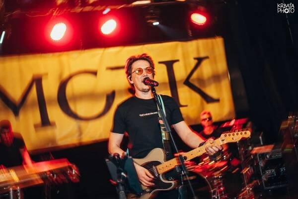 Podujatie Peter Cmorík & band | DKC Veritas - Multifunkčný priestor na kultúrne a spoločenské podujatia