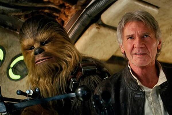 Peter Mayhew, Actor Behind Chewbacca’s Mask in ‘Star Wars,’ Dies at 74