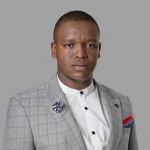 Ivan Muller Photography - Headshots in Studio