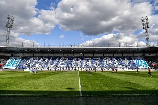 VIDEO: Nejen Nové Bazaly. Podívejte se na choreo fanoušků Baníku se Spartou
