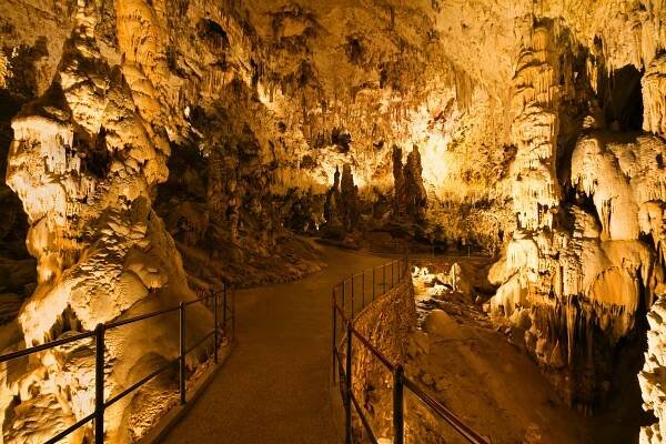 Postojna Cave: Discover an enchanting underworld in the heart of Slovenia