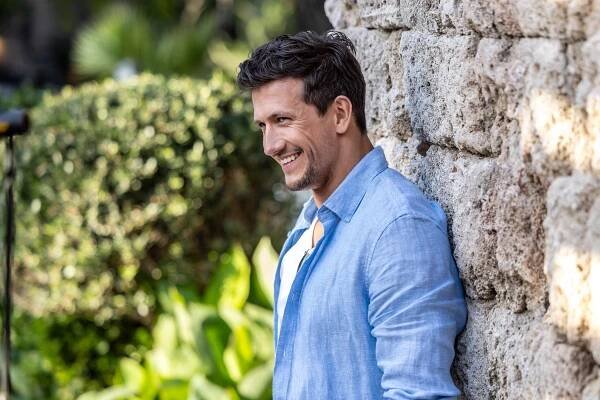 První český Bachelor brání dívky z vily. Byla to zlatíčka, ale střih z nich udělal monstra