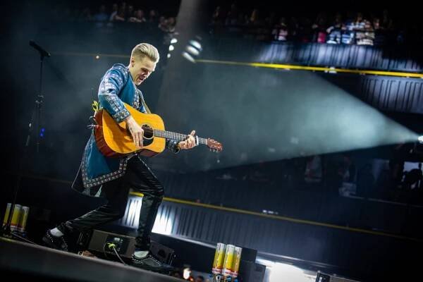 Mikolas Josef - Forum Karlín