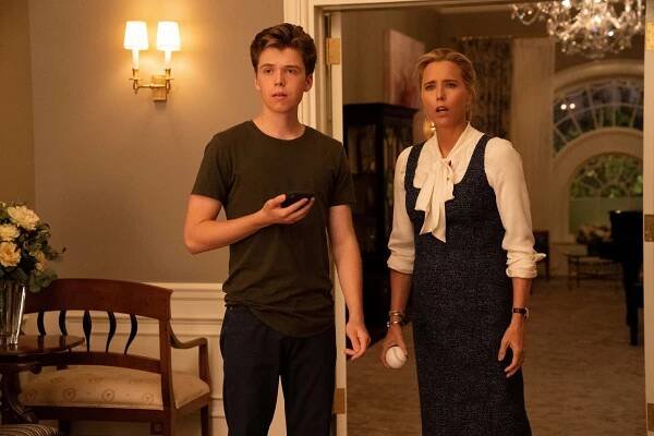 Paní ministryně - The Strike Zone - Z filmu - Evan Roe, Téa Leoni