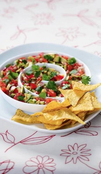 Základní rajčatová salsa | Apetit Online