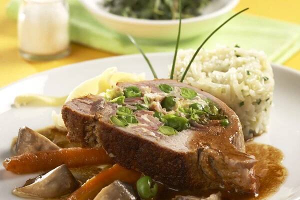 Recept: Telecí pečeně na víně