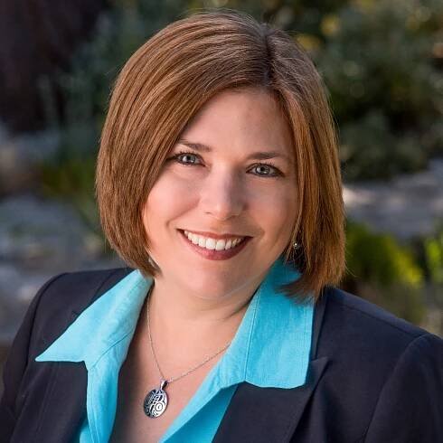 Jennifer Robertson