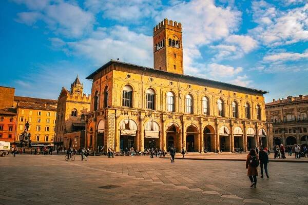 Where to Stay in Emilia Romagna: The Best Base to Explore the Region - Girl's Gotta Drink