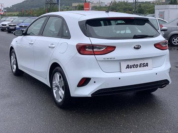 Kia Ceed 1.4i benzín | Autobazar Auto ESA