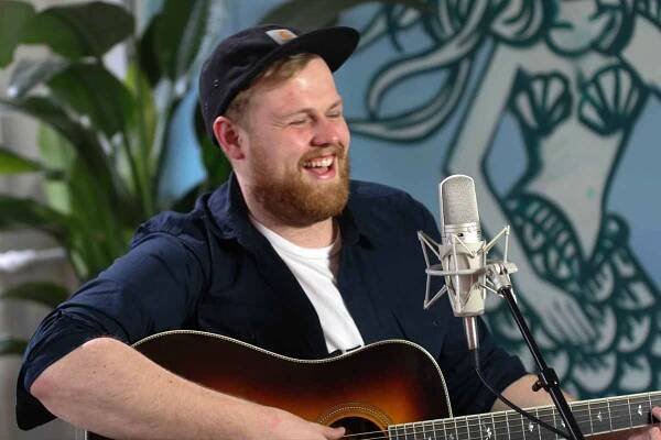 Tom Walker Genre
