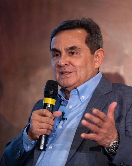 Dr Gabriel Serrano