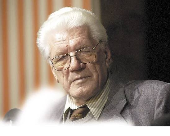 Jaroslav Moučka byl sám přesvědčený komunista...až do roku 1969