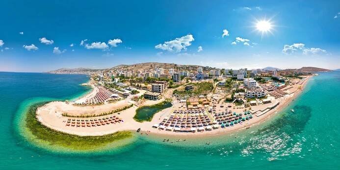Albánie, Saranda: 7 nocí, hotel u pláže, snídaně