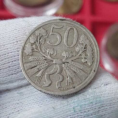 50 haléř 1922 √ • První Republika