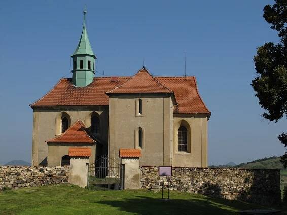 Bedřichův Světec - Kostel 1.jpg