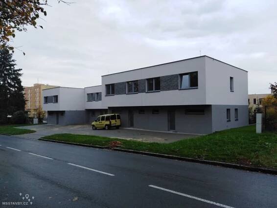 Řadové domy – ul. Bedřicha Nikodéma - OSTRAVA
