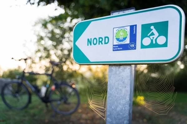 >>EuroVelo19 – Sur les bords de la Meuse
