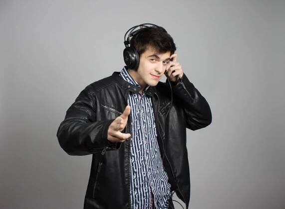 kdyz-jde-filmova-kriticka-na-plac-aneb-jak-nataceni-zmeni-zenu-s-perem-4