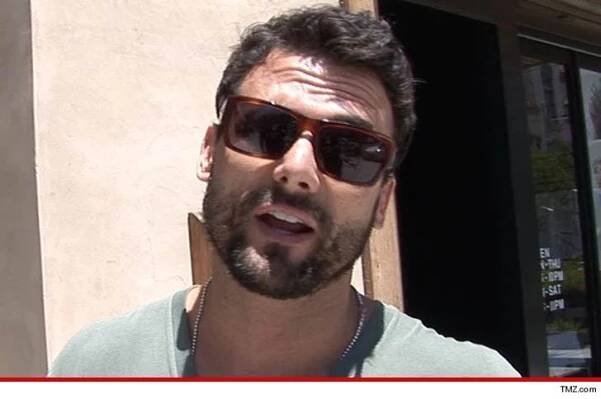 Baywatch' Star Jeremy Jackson -- Brought a Knife to Our :: 1002-jeremy-jackson-tmz-4