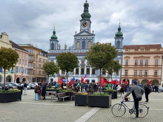 Mítink ke konci války pořádali v Budějovicích i komunisté