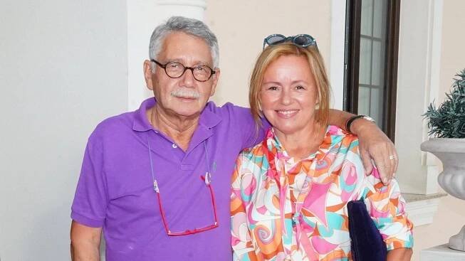 Podívejte se, jak vedle něj zkrásněla: Hospodská z Poldy (61) oslavila rok lásky s bratrem Tomáše Töpfera