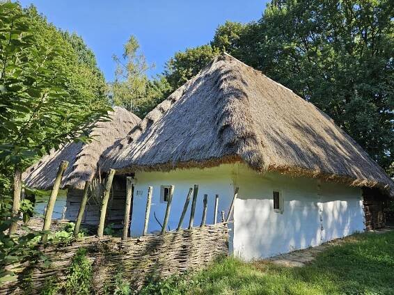 Výlet na jižní Moravu: Na hrad či zámek, s dětmi do skanzenu, ve dvou do sklípku nebo podzemí