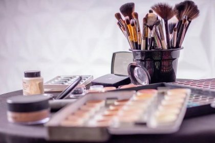 Bitva o nejlepší značky make-upu - Makeup Academy
