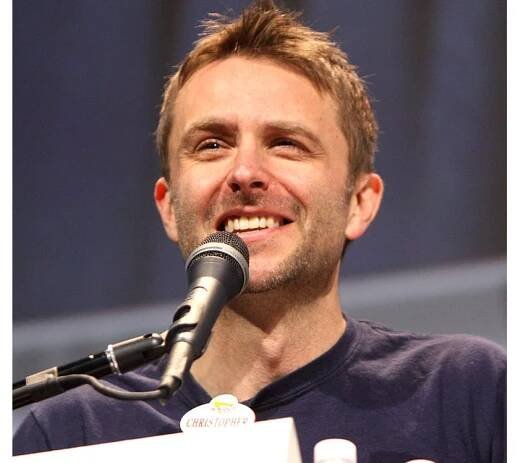 Chris Hardwick Biography - Facts, Childhood, Family Life & Achievements