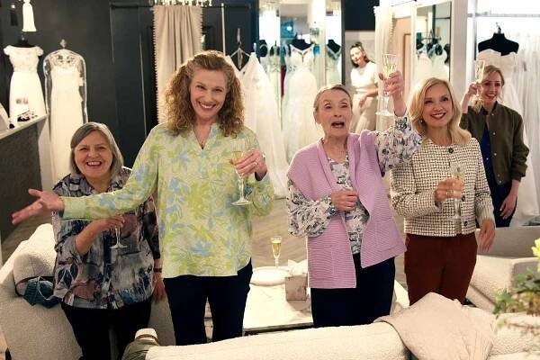 (L to R) Nicola Cavendish as Connie, Gwynyth Walsh as Jo Ellen, Christina Jastrzembska as Lydie, Teryl Rothery as Muriel St. Claire and Zibby Allen as Brie Sheridan in episode 601 of 'Virgin River'.