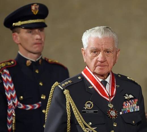 Koho odměnil prezident ČR Václav Klaus na Hradě?