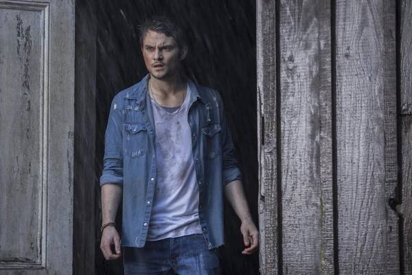 Shiloh Fernandez