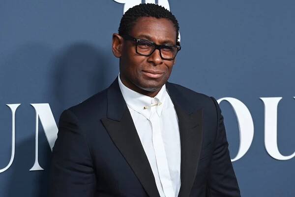 Supergirl star David Harewood clarifies he doesn't condone blackface after saying actors 'should be able to do anything'