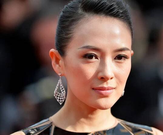 Zhang Ziyi Biography - Facts, Childhood, Family Life & Achievements