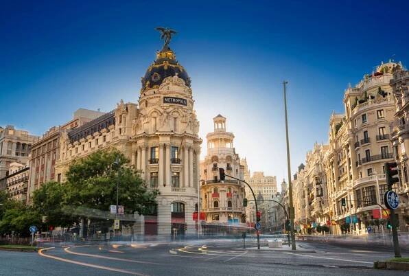 gran vía,madridská ulice - madrid - stock snímky, obrázky a fotky