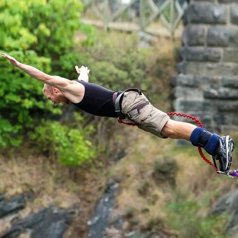 Extrémní bungee jumping z nejvyššího mostu v ČR - Obrázek 2