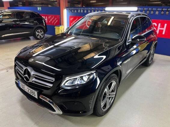 Bazar: prodej Mercedes-Benz GLC 220d 4 matic 125kW automat, ojeté, nafta, rok 2018, barva černá metalíza - Portál řidiče